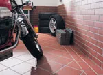 Напольная плитка для гаража: делаем пол в гараже из плитки
