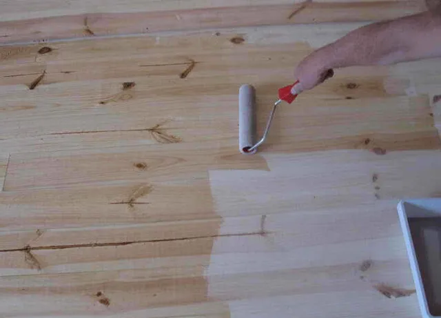 Как правильно сделать лакировку деревянного пола